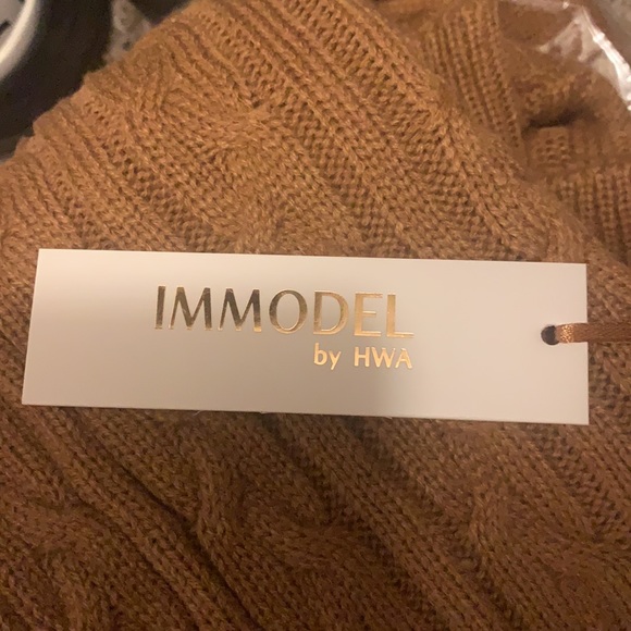 SOLD‼️ - Picture 2 of 2